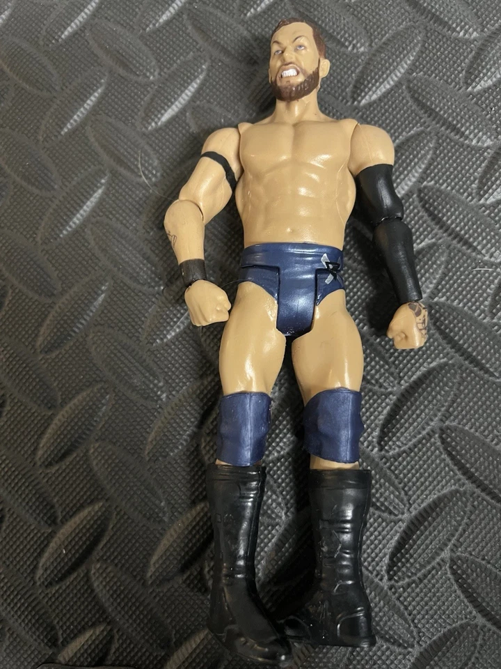 Figura de acción WWE Mattel Finn Balor 2017 Blue Trunks Wrestling AEW Posable 6" Foto 2 de 4