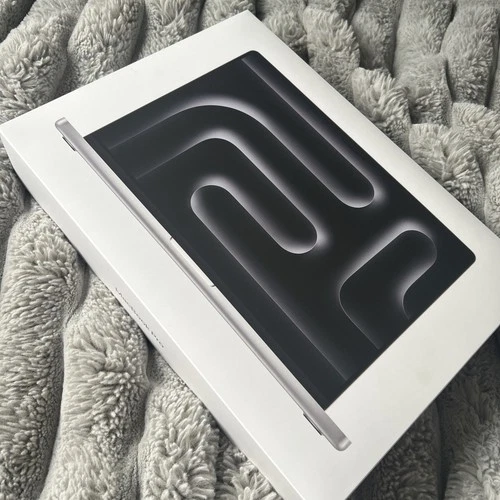 APPLE MacBook PRO 16 INCH  EMPTY BOX ONLY!!