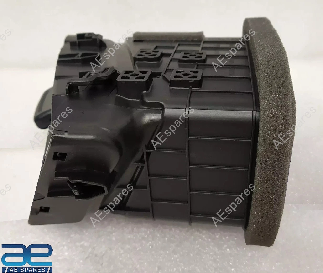 Center Duct Air Vent Assembly LH For Hyundai Creta 2015-2020 97410A0900RA5 view 3