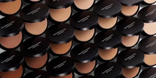 bareMinerals BAREPRO Performance Wear Powder Foundation .Choose Shade