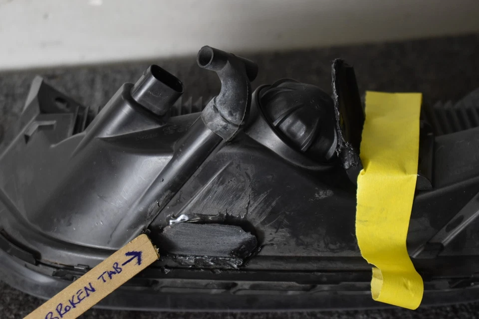 Faro antiniebla delantero izquierdo del lado del conductor Porsche Panamera 2010-2013 OEM 970631081 Foto 3 de 4