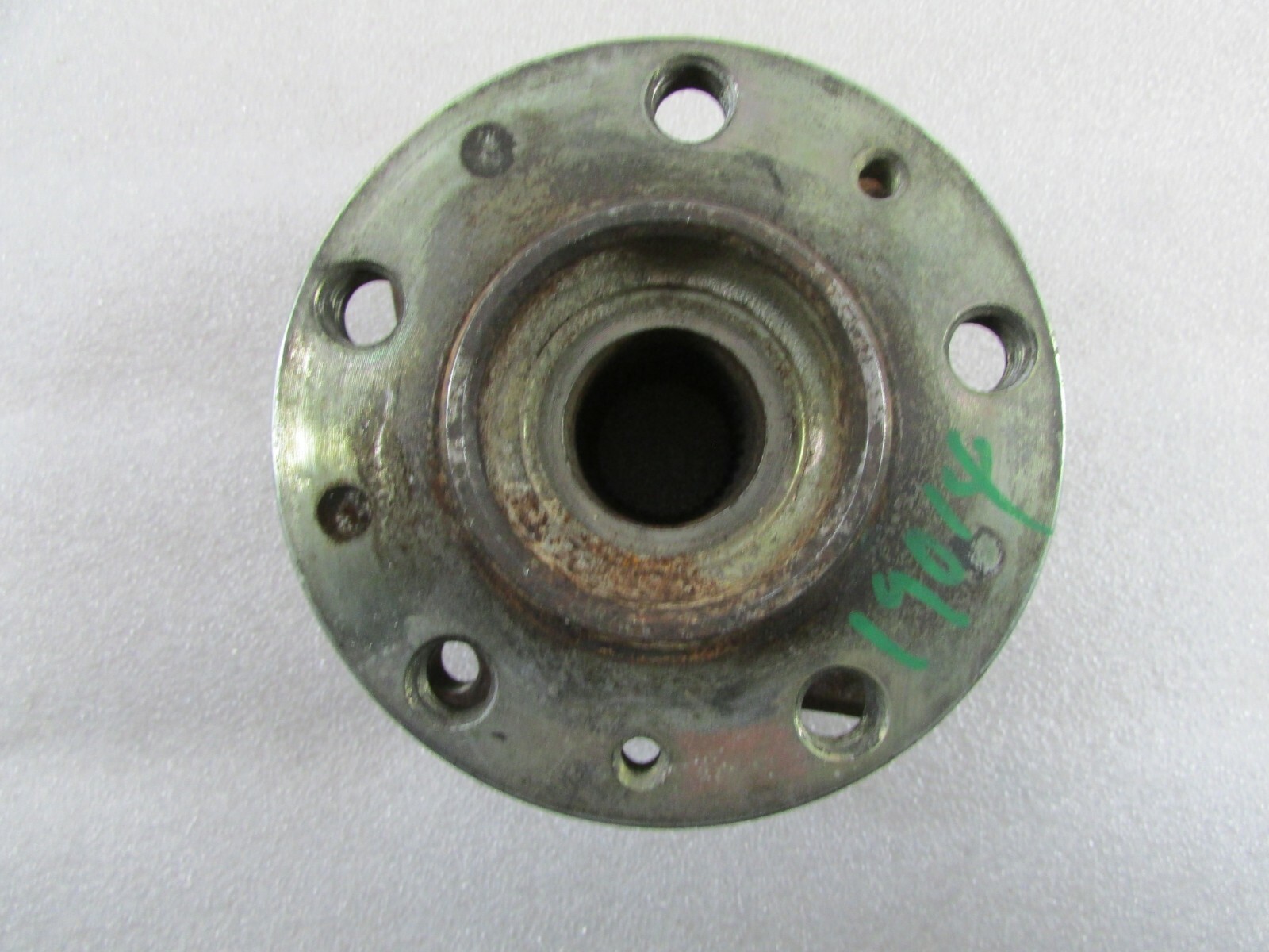 Ferrari 456, 550, Rear Hub, Used, P/N 157901