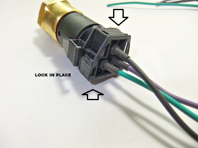 61131378410 Plug Housing Socket &12