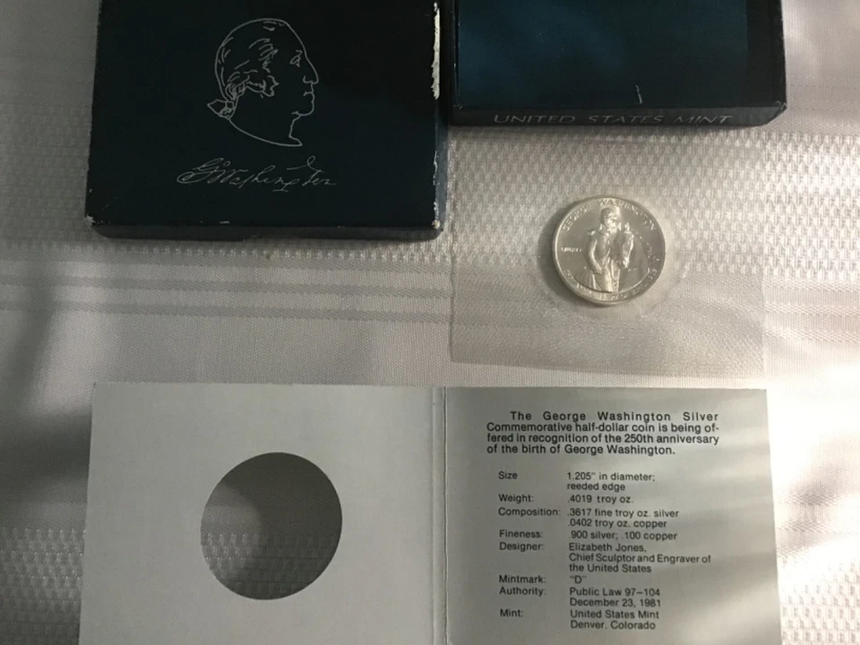 1982 Washington 90% silver Uncirculated Half Dollar Coin - Image 2 of 4