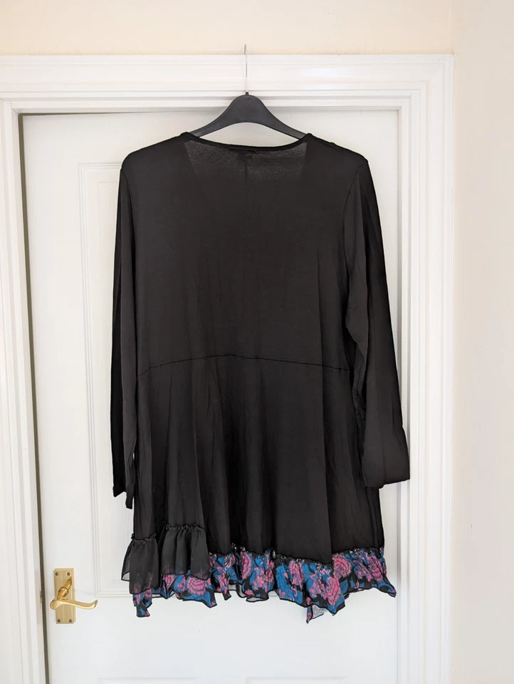 BNWT Joe Browns Ladies Black Multicoloured Floral Tunic Top. Size 18. - Image 2 of 4