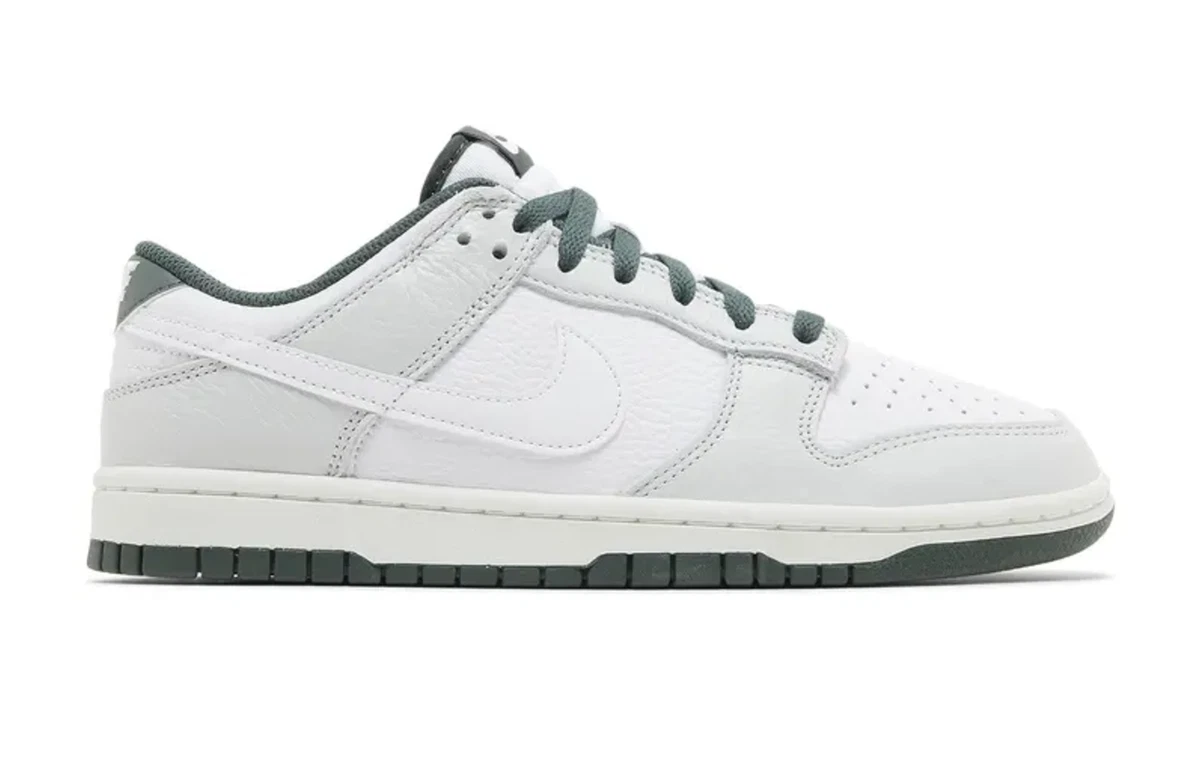 Nike Dunk Lo Retro size 14 EUC Nike Dunk Low Retro QS  main image 4