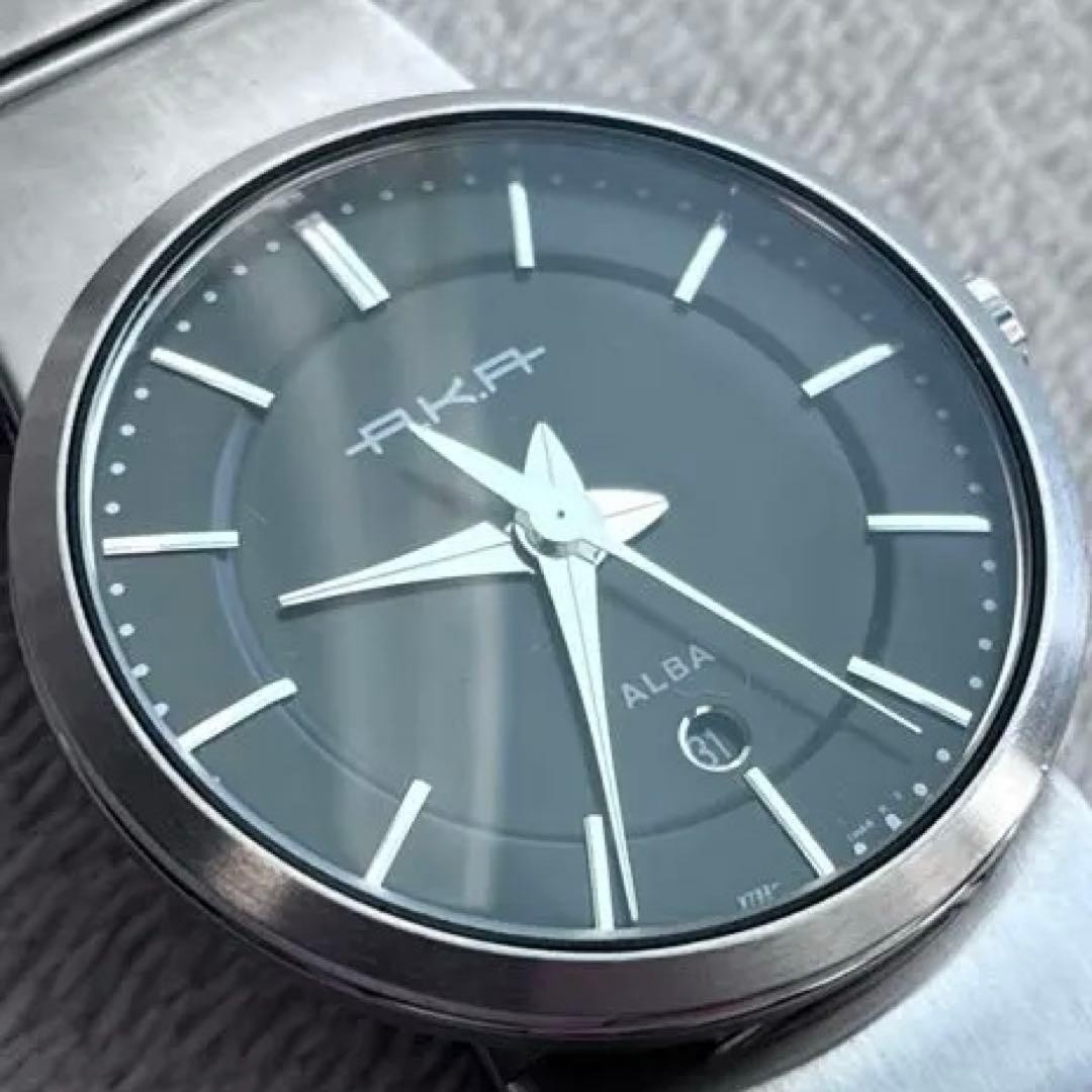 Rare Seiko ALBA AKA V732-0T50 Quartz Watch Silver Tone Minimalist 