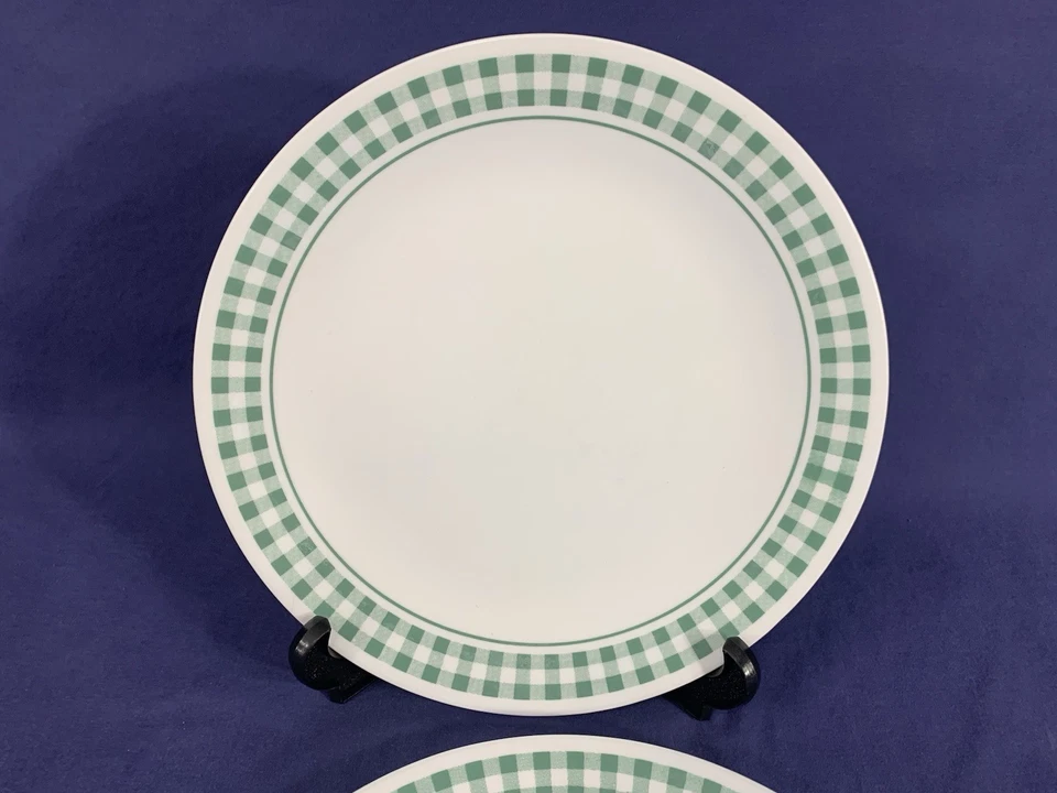 Set of 2 ~ 80's CORELLE GINGHAM HUNTER GREEN (Plaid) Dinner 10.5" Plates - Image 3 of 4