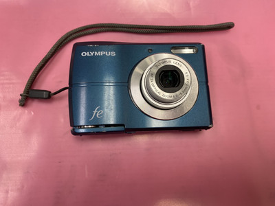 Olympus FE-26 12.0MP Digital Camera