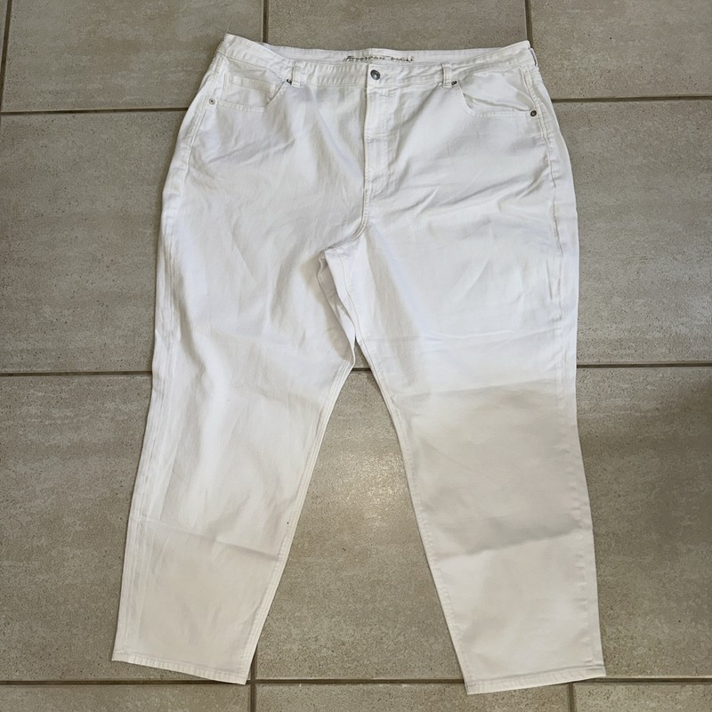 American Eagle White "Mom" Straight Jeans Size 22 Stretch Ankle Length