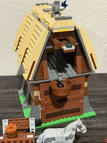 LEGO Kingdoms - Mill Village Raid (#7189) Near complete w rare animals & figs 
