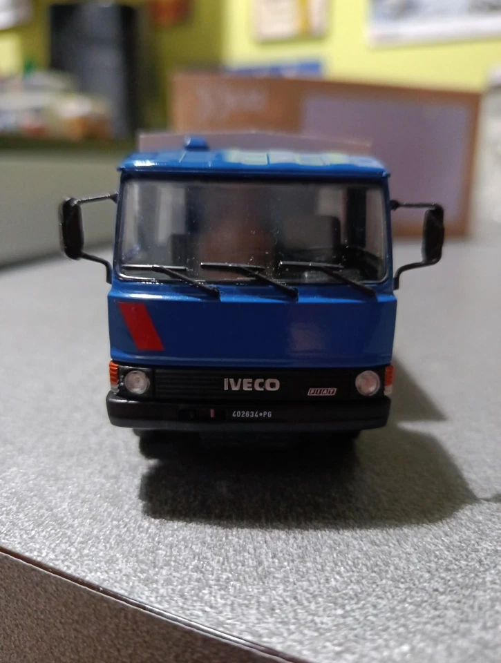 Camion d'epoca scala 1/43 - Immagine 3 di 4