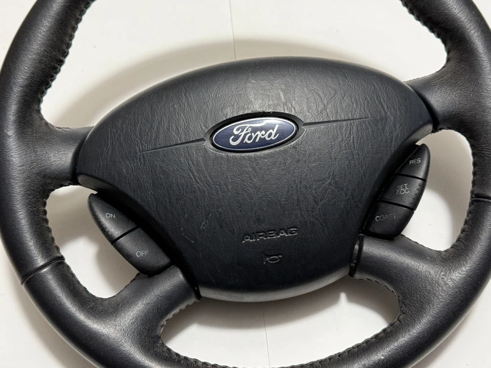 2000 - 2004 年福特焦点钢轮带硬质开关按钮原始设备制造商 — 第 2/4 张图片