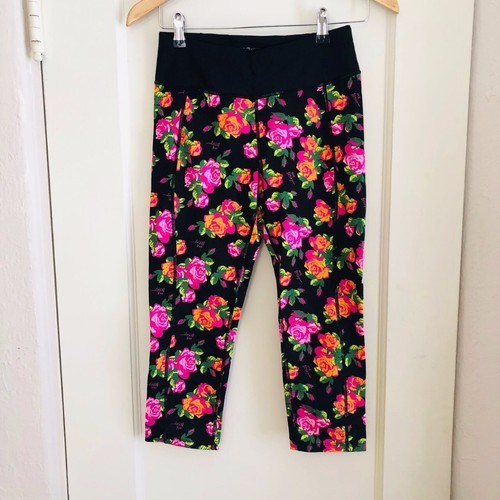 Betsey Johnson Performance Leggings S 