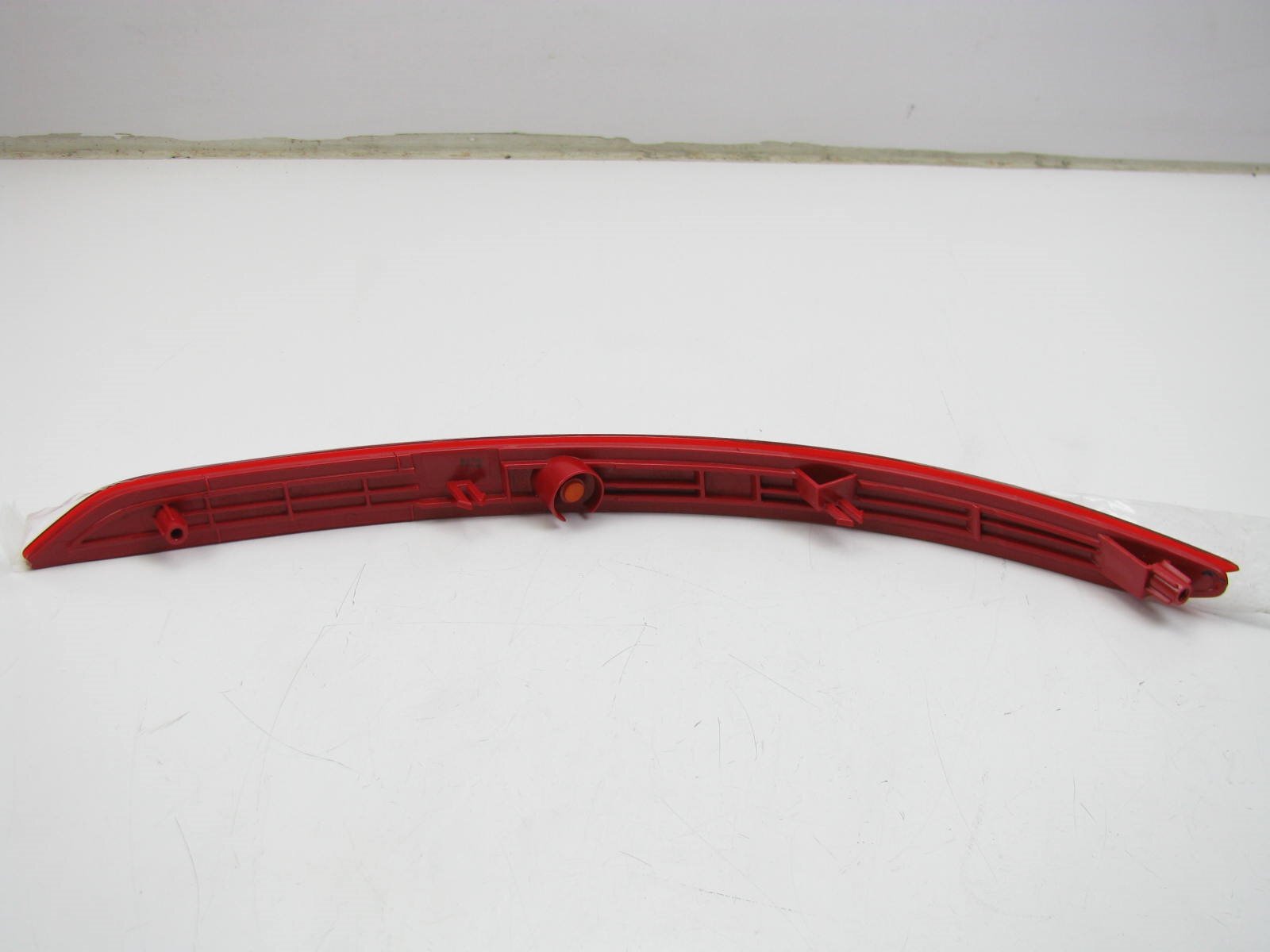 NEW - OEM 92405F2000 Rear Left Bumper Reflector For 2017-2018 