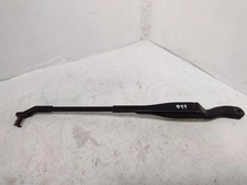 MERCEDES-BENZ CLS C219 Scheibenwischer vorne A2118200844 2.99 Diesel 27614552