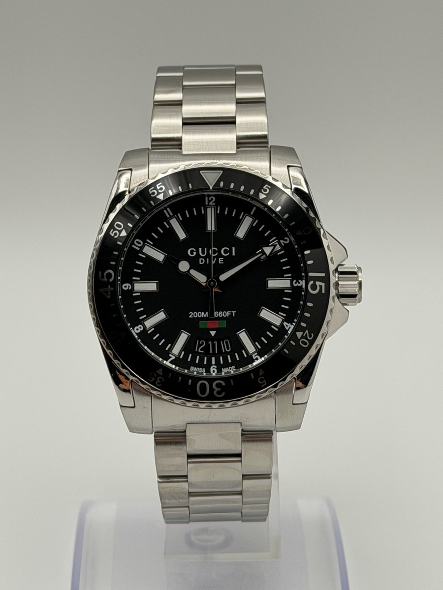 Gucci Dive 40mm Silver Stainless Steel Case with Silver Stainless