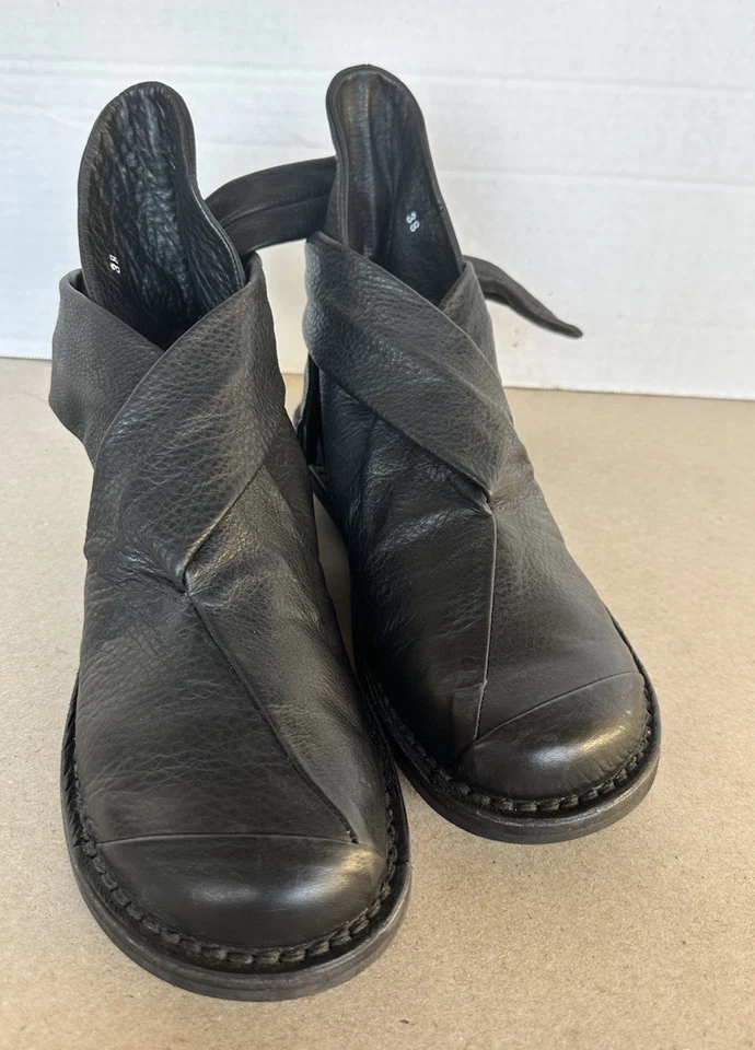 Sapatos femininos Trippen de couro preto macio 38 EUA 7,5 janeiro F - Fabricado na Alemanha - Imagem 3 de 4