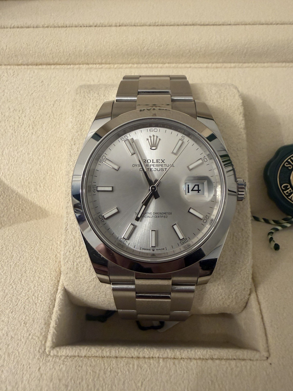 Rolex Datejust Smooth Bezel Silver Dial 126300 2024 B&P Oyster Strap 41mm
