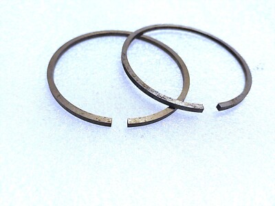 2 SEGMENTE 61 x 2,5 mm ''AB FRANCE'' GERADER SCHNITT MOTORRÄDER / AUTOS SAMMLUNG ''NOS''