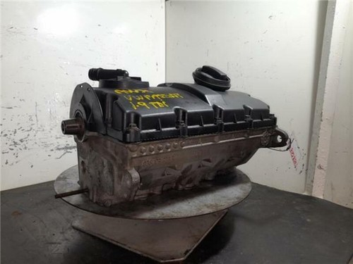 038103373R zylinderkopf r. für VOLKSWAGEN PASSAT BERLINA (3B3) 1.9 768528
