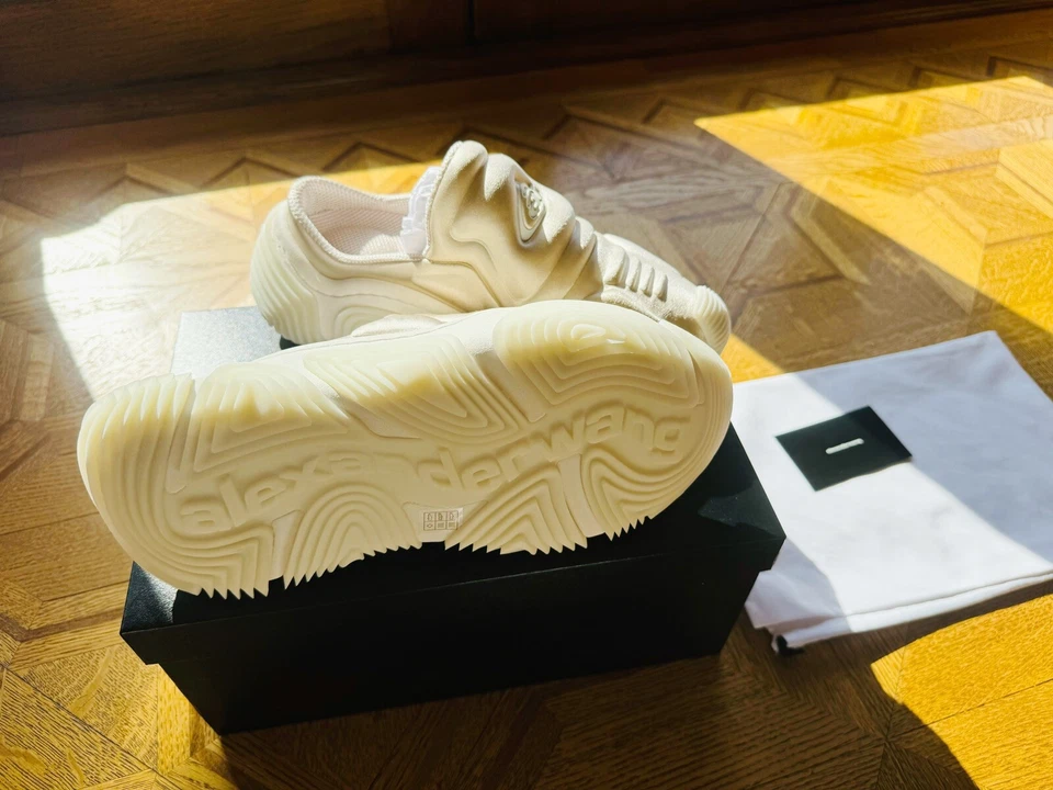 Mula Alexander Wang Vortex Foto 2 de 4