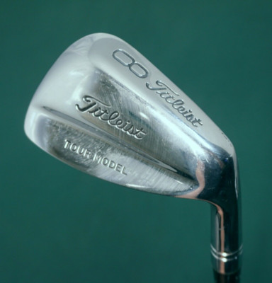 Titleist Tour Modell 8 Eisen Regular Stahlschaft Titleist Griff