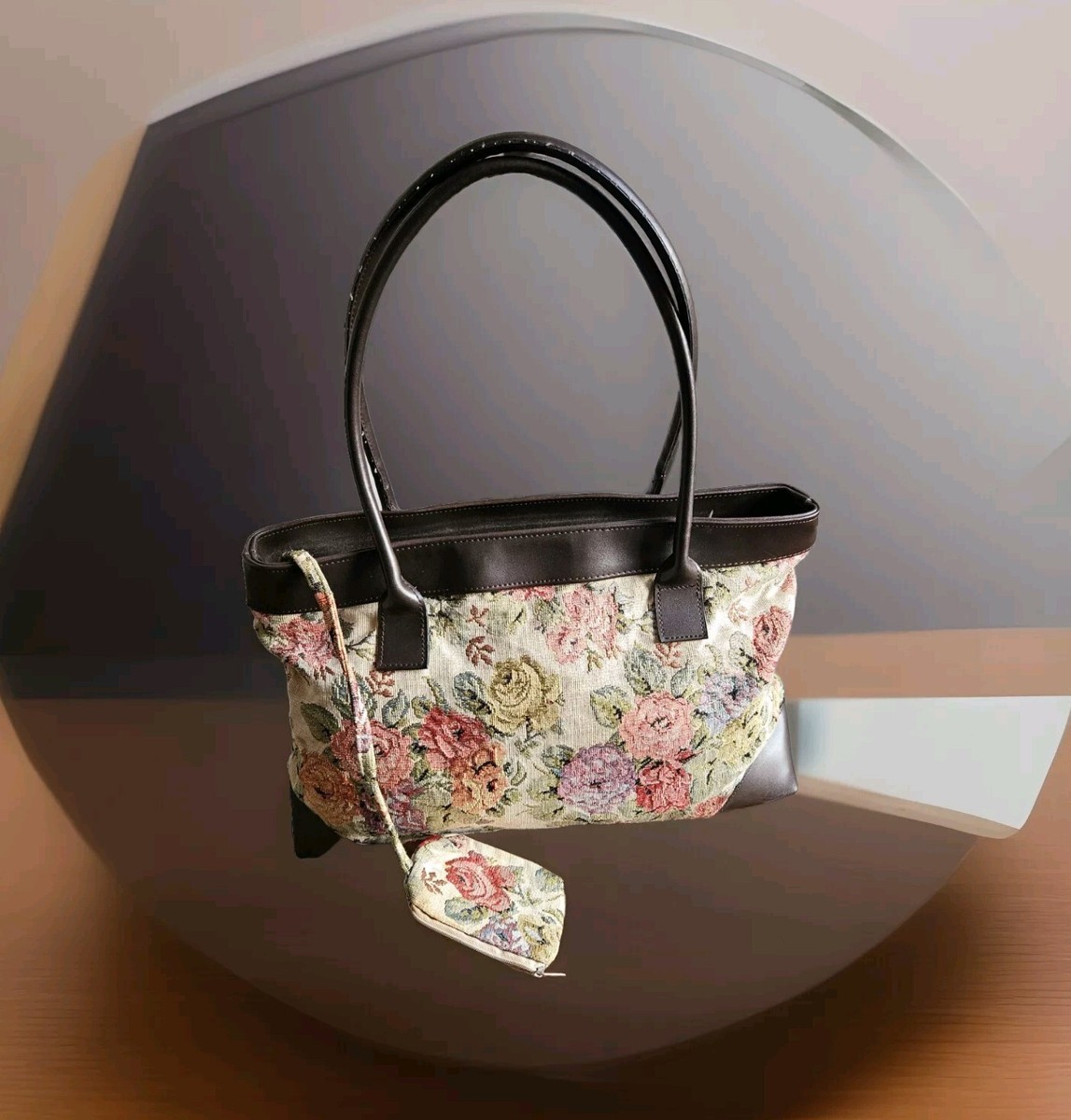 Vintage Floral Carpet Tapestry Large Tote Bag With Inner Coin