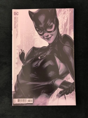 BATMAN #132 ARTGERM CATWOMAN VARIANT 1
