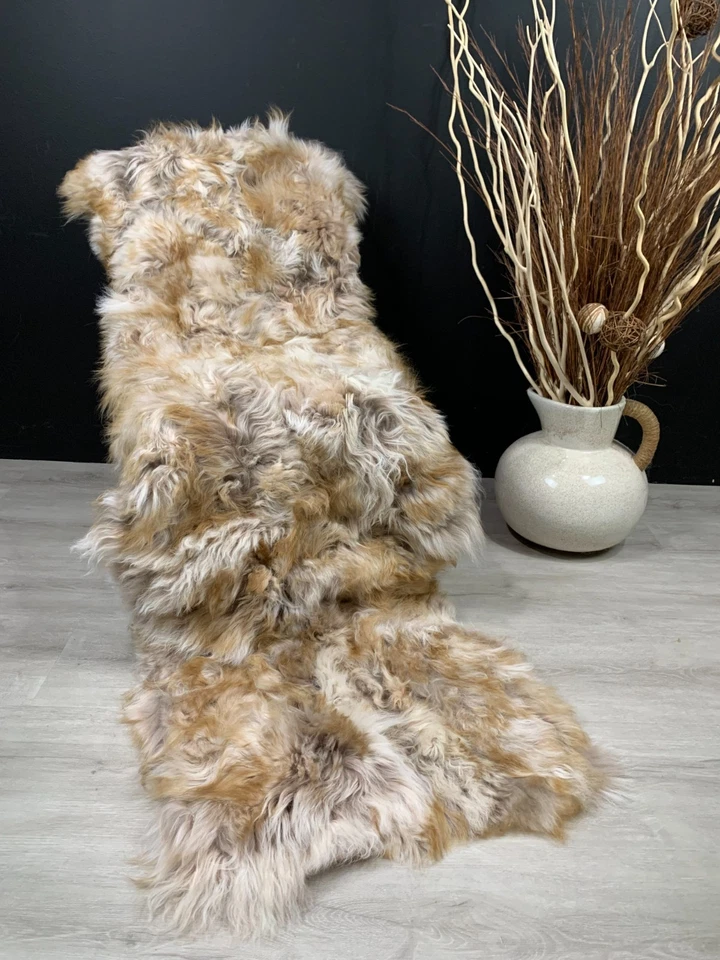 Alfombra de retazos de piel de oveja genuina hecha a mano natural/alfombra de piel real tiro de piel de cordero Foto 3 de 4