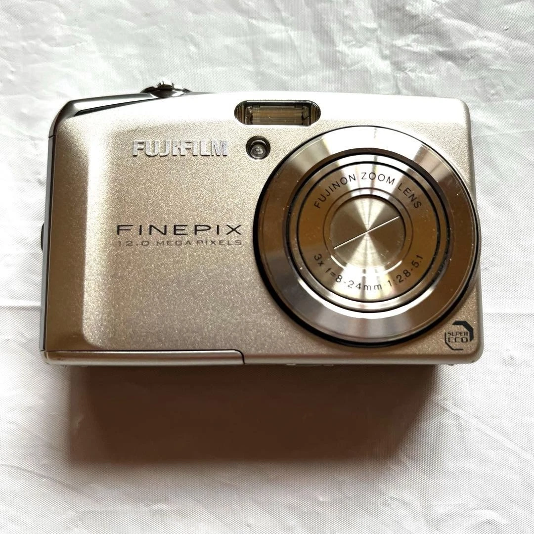 Fujifilm FinePix F50fd Digital Cameras for Sale | Shop New & Used