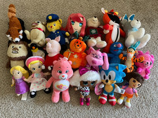 Lot of 21 pcs mix brand plush toys, excellent pre-owned