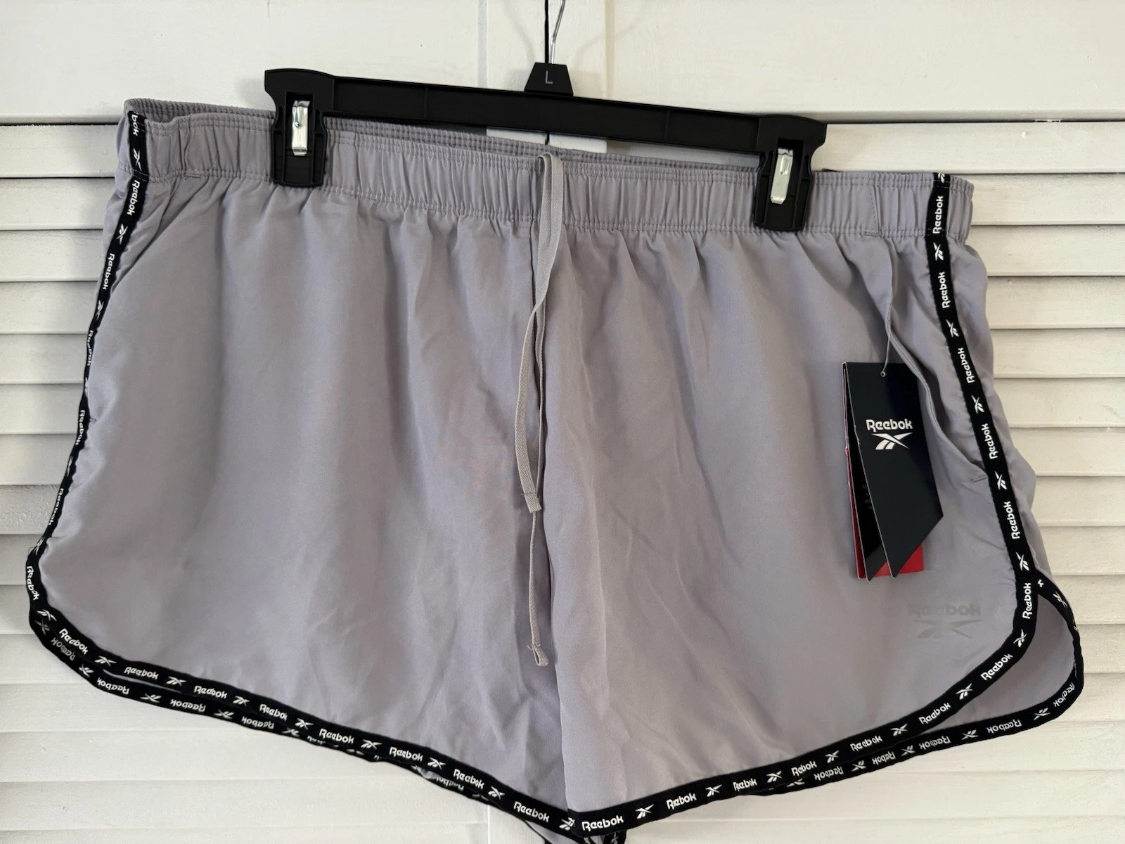 NWT Reebok Silver Sconce Fast Track Shorts size XL
