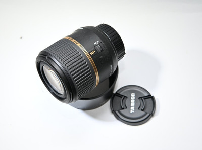Tamron SP AF 60mm F2 Di II LD Macro Prime Objektiv für Nikon F 