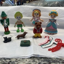 VTG Bottom Of The Toy Box Clean Out Random Fun Figurines- Smalls