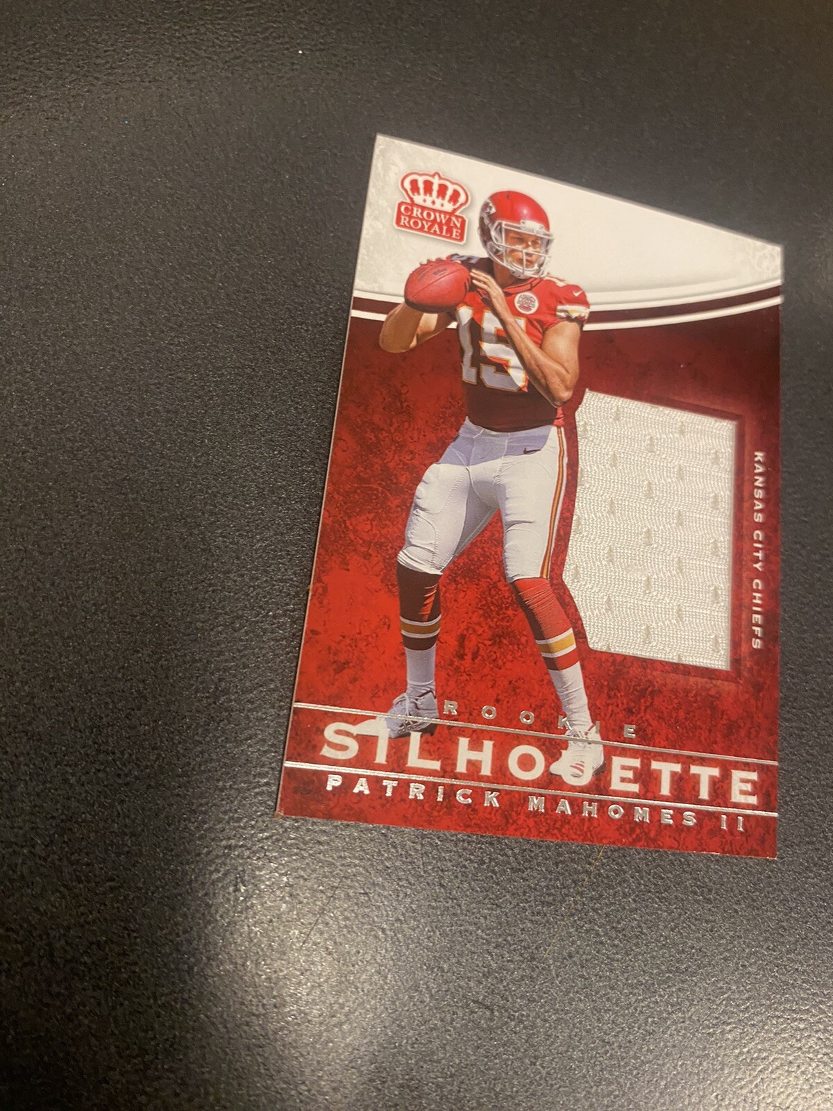 Patrick Mahomes 2017 Crown Royale Silhouette RC ROOKIE Patch CHIEFS