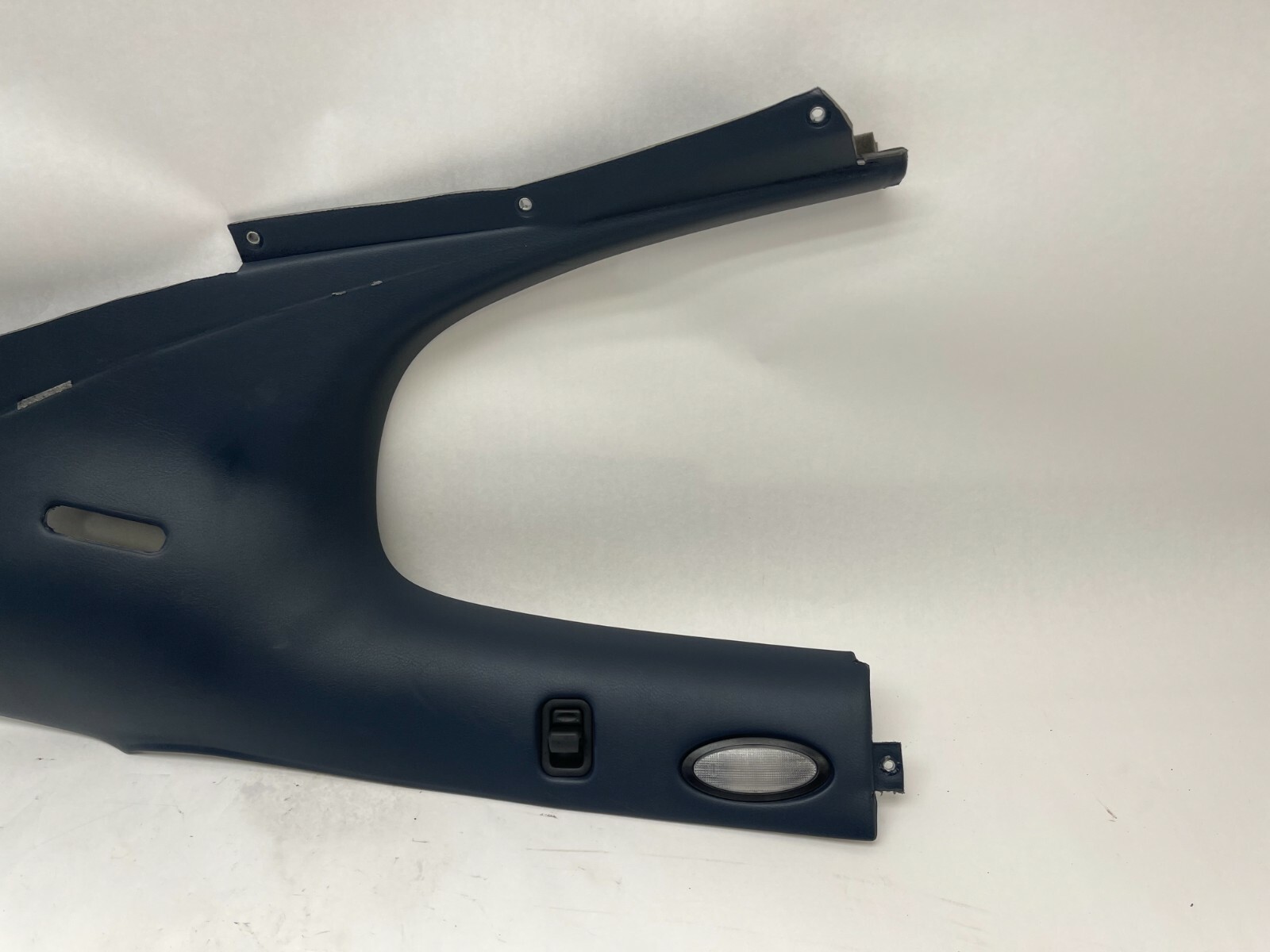 2005-2007 MASERATI COUPE GT REAR PASSENGER SIDE C PILLAR COVER PANEL TRIM OEM