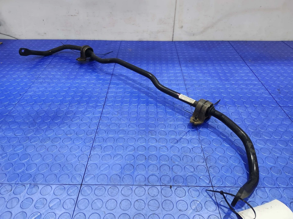 Barra estabilizadora delantera original OEM 5C0411303 13-18 Volkswagen Jetta sedán Foto 3 de 4