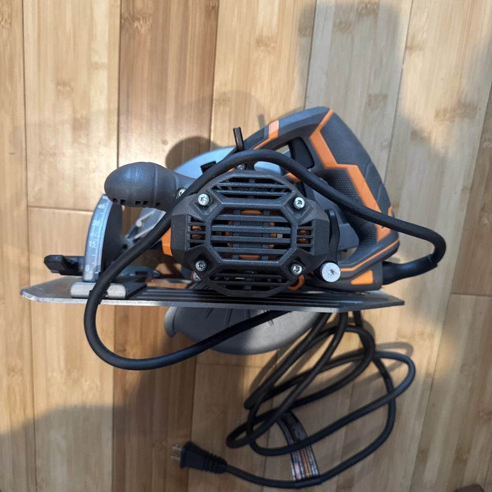 Ridgid R32051 15 amp 7-1/4 pol. Serra circular com fio - Imagem 3 de 3