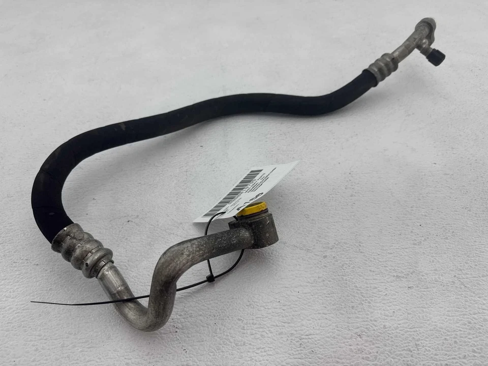 BMW 328d F30 2014-2018 2,0 L aire acondicionado tubo de manguera de succión OEM Foto 2 de 4