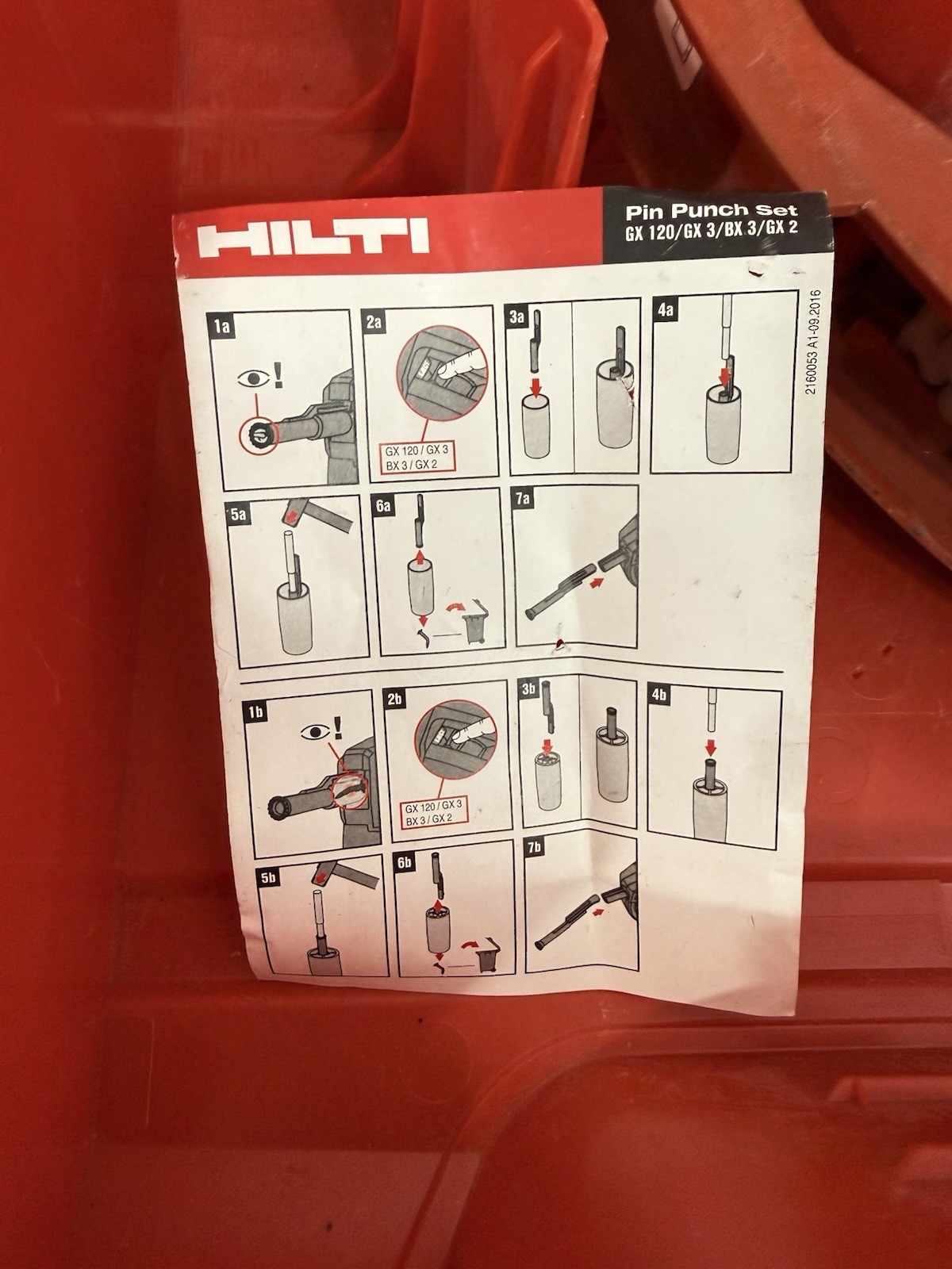 HILTI GX-3 Gas-Actuated Fastening Tool Nailer Nail Gun w Case. UNTESTED