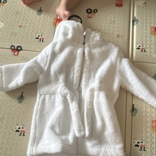 Fred + Flo Baby Dressing Gown Robe White 6-9 Months Boys & Girls