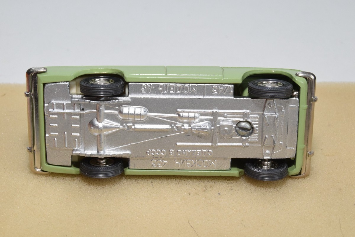 Miniature Novoexport 1/43 Moskvitch 433 Break, USSR, Optiques Phares Rectangulaires