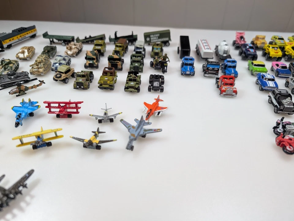 Vintage Micro Machines Mixed Lot Cars Truck Train 80+ Pieces Galoob Road Champs - Image 3 of 4