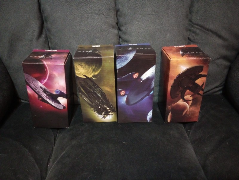 STAR TREK GLASSES SET OF 4 NEW