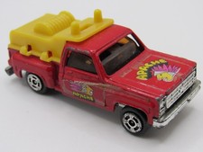 Chevrolet Apache Truck 1981 made in Hong Kong 1:64 Red Silverado