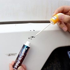 Touch Up Paint for Cars, White Car Paint Scratch Repair, 2-In-1 Car Touch Up Pai
