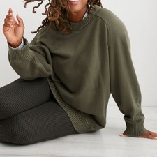 Aerie Down to Earth crewneck sweatshirt Small green
