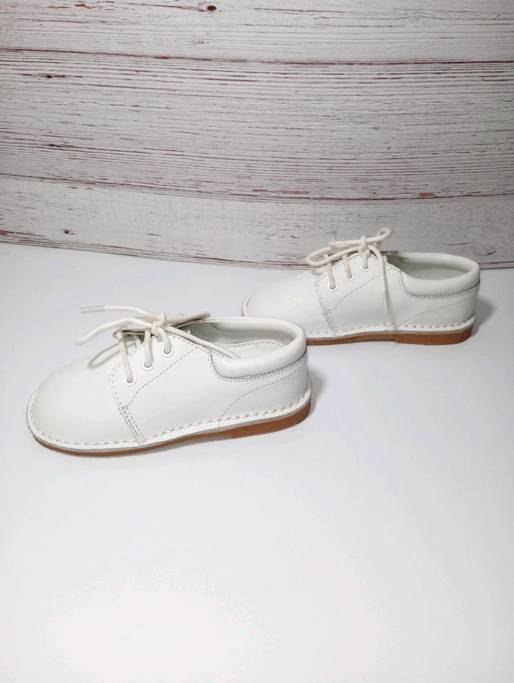 Lamour Boys Dress Formal White Shoes Toddler Size 9 Excellent Condition Tie - Image 3 of 4