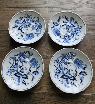 BLUE DANUBE SMALL FRUIT OR SAUCE BOWLS BLUE ONION PATTERN Four 
